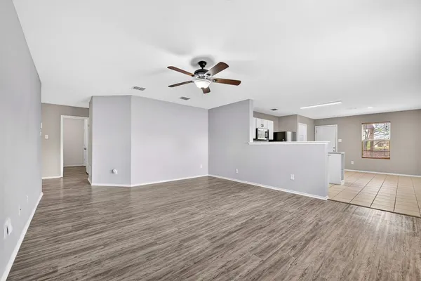 $2,350 | 1444 Sun Breeze Drive, Little Elm, TX 75068
