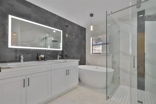 $410,000 | 4423 Horseshoe Pick Lane, Valrico, FL 33594