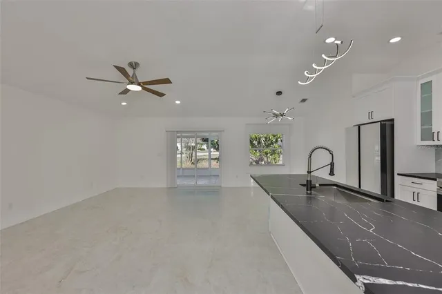 $410,000 | 4423 Horseshoe Pick Lane, Valrico, FL 33594