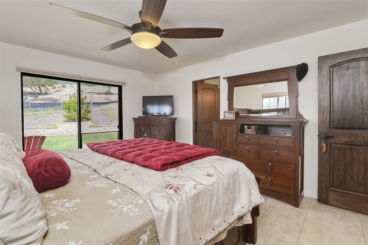 19279 Paradise Mountain Road Valley Center, CA 92082 - Photo 13 of 25 Gallery Image 13
