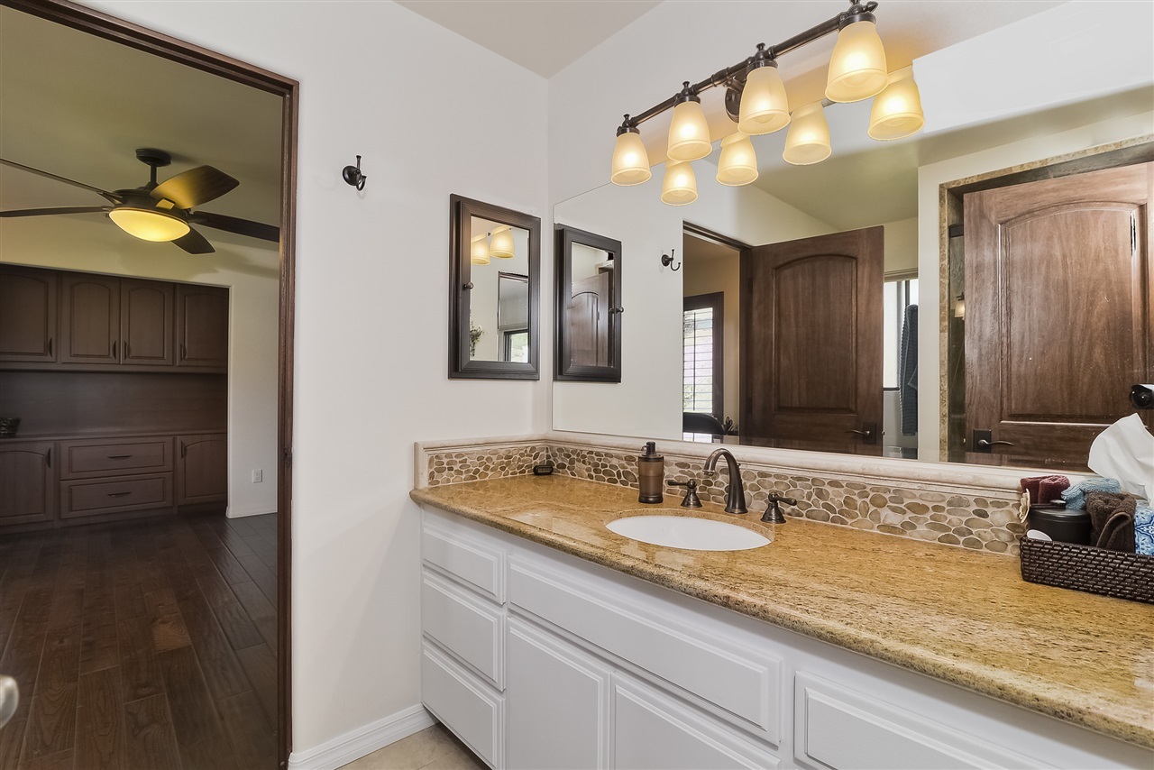 19279 Paradise Mountain Road Valley Center, CA 92082 - Photo 14 of 25 Gallery Image 14