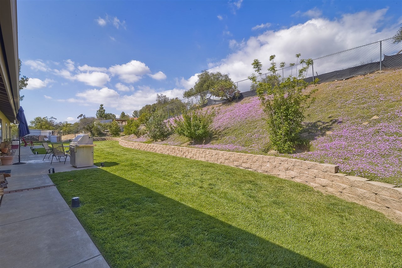 19279 Paradise Mountain Road Valley Center, CA 92082 - Photo 15 of 25 Gallery Image 15