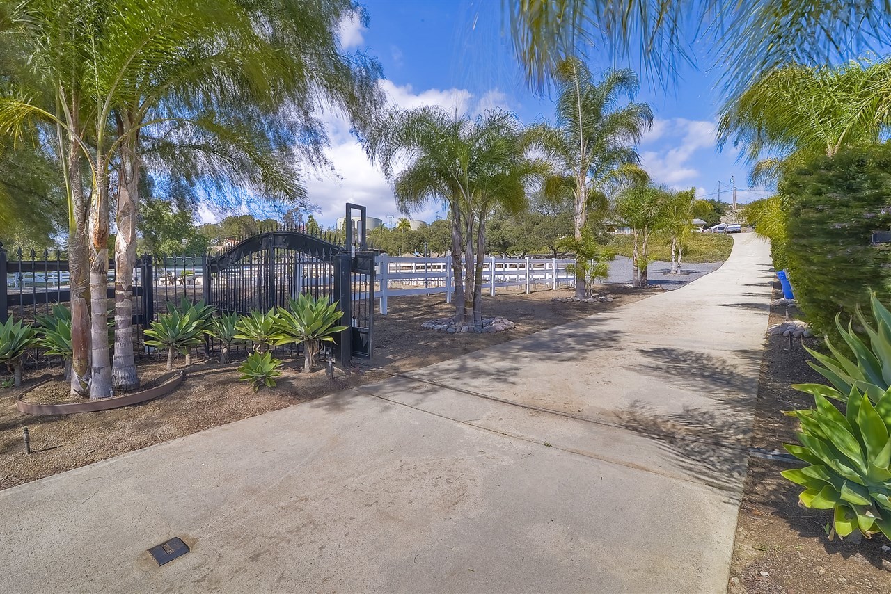 19279 Paradise Mountain Road Valley Center, CA 92082 - Photo 24 of 25 Gallery Image 24