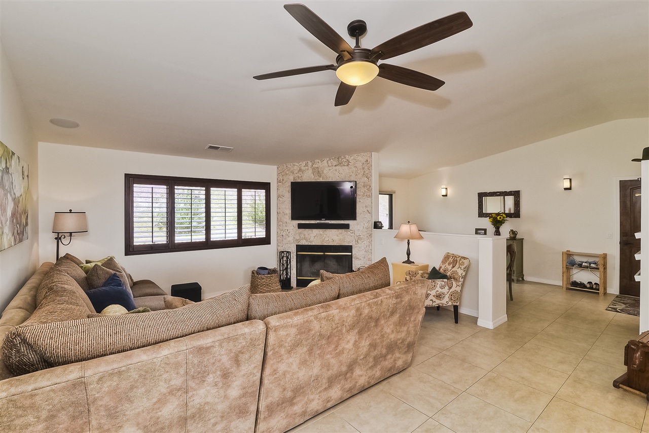19279 Paradise Mountain Road Valley Center, CA 92082 - Photo 7 of 25 Gallery Image 7
