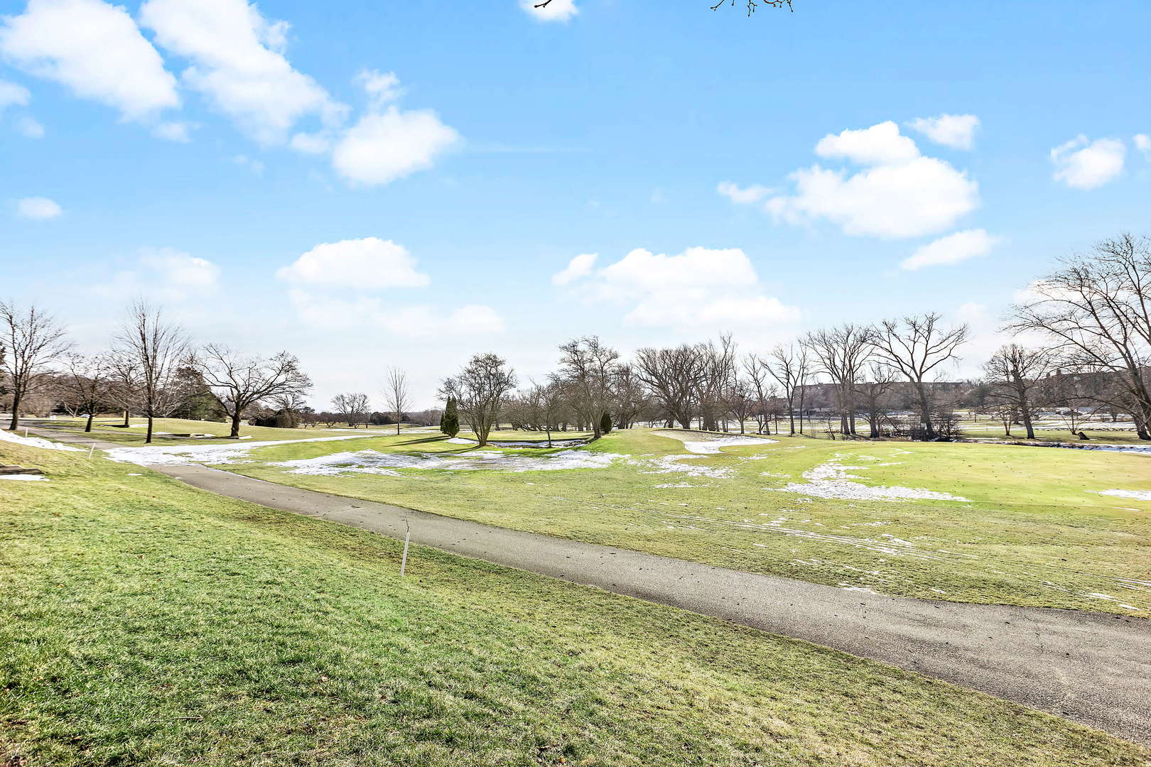 772 Chandler Road, Unit 772 Gurnee, IL 60031 - Photo 25 of 30 a view of an ocean with city view