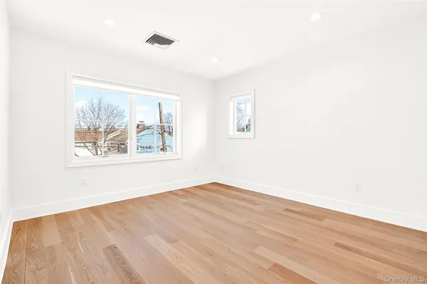 $13,000 | 306 Hunter Street, Mamaroneck, NY 10543