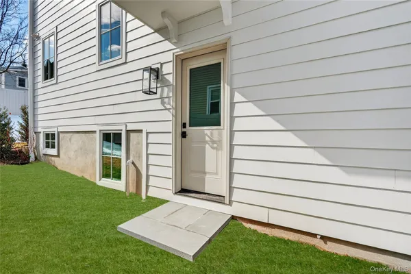 $13,000 | 306 Hunter Street, Mamaroneck, NY 10543