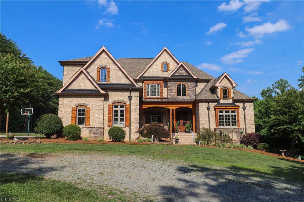 251 Yank Road Summerfield, NC 27358 - Photo 3 of 50 Gallery Image 3