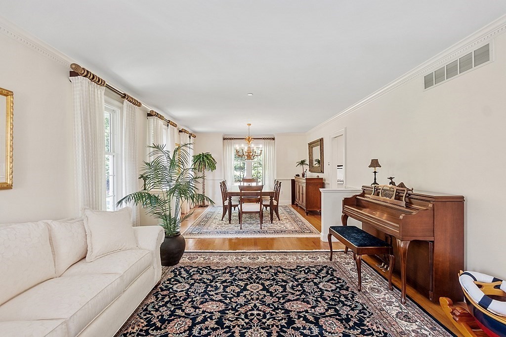 18 Marshall Path Acton, MA 01720 - Photo 3 of 35