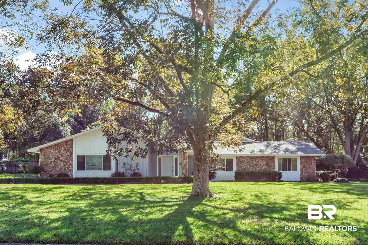 8901 Heid Place Mobile, AL 36619 - Photo 2 of 46