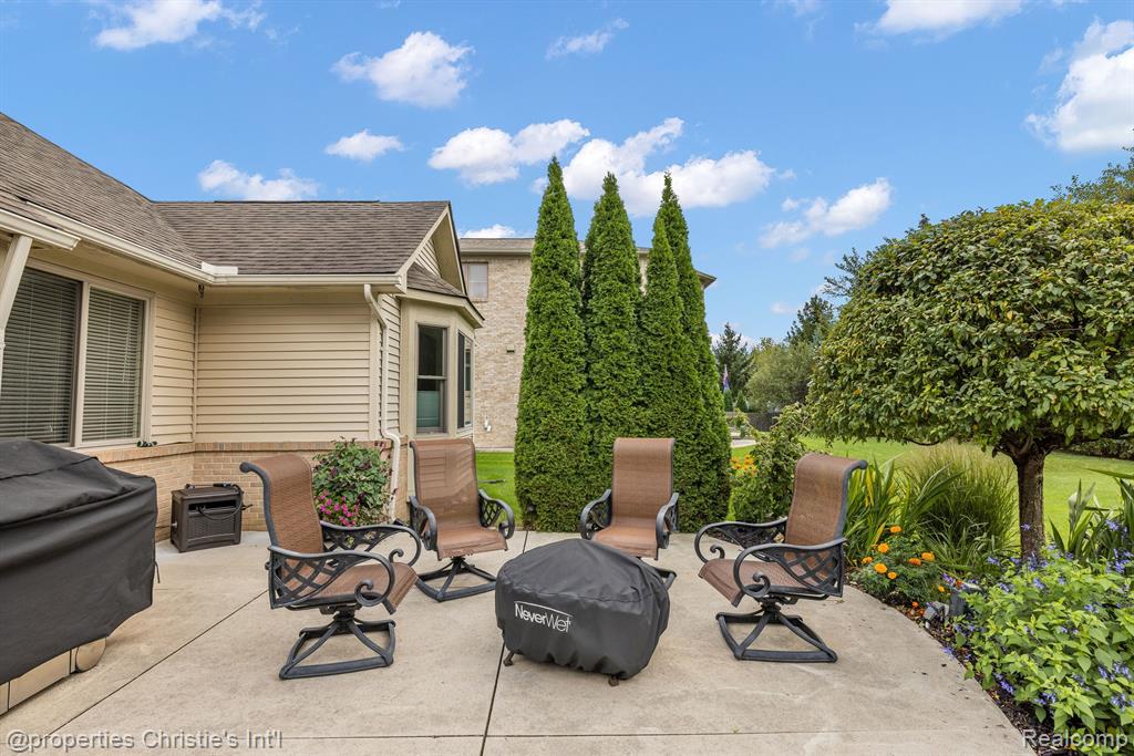 3654 McComb Drive Rochester Hills, MI 48307 - Photo 14 of 49
