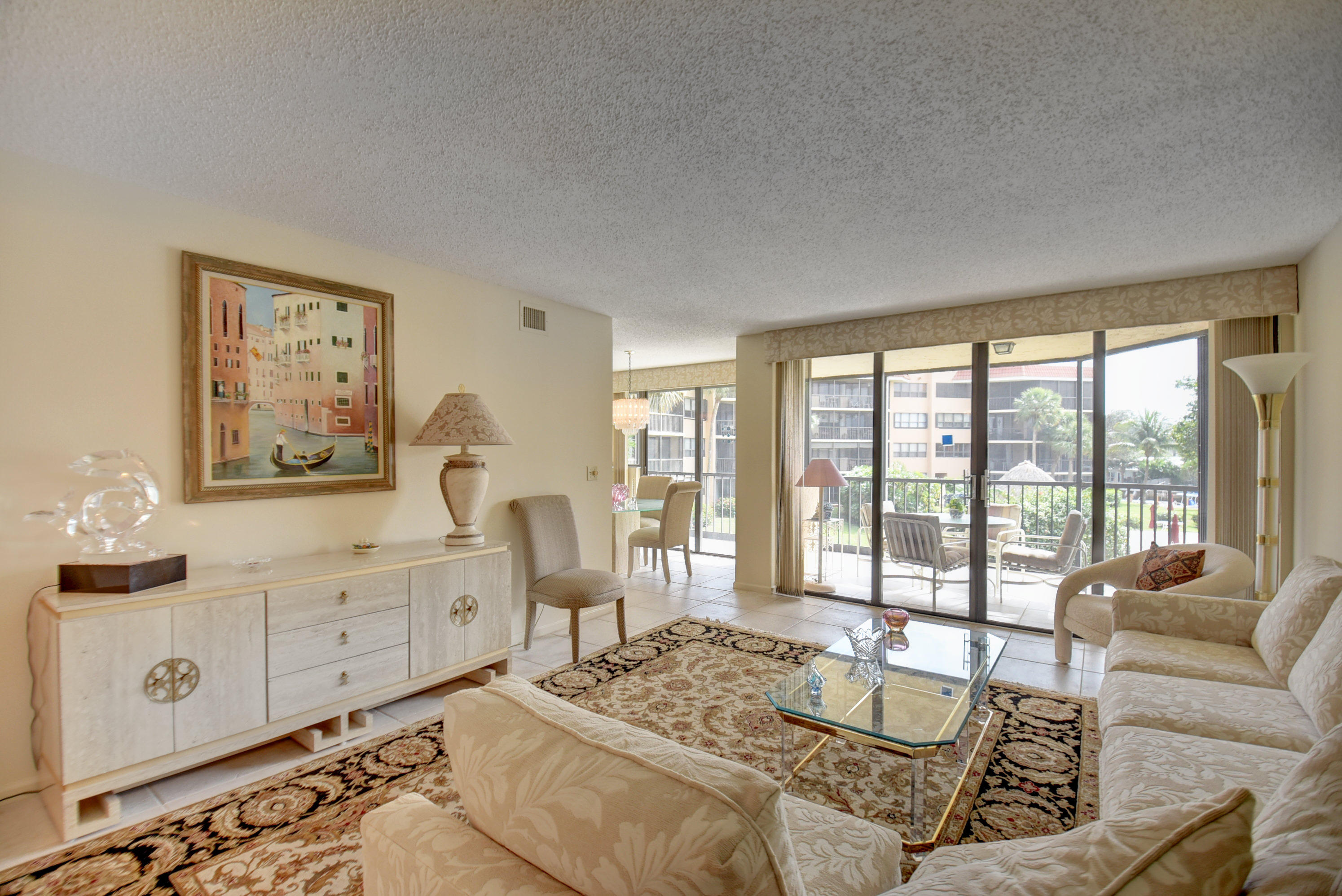 800 Jeffery Street, Unit 207 Boca Raton, FL 33487 - Photo 3 of 40 Living Room 2