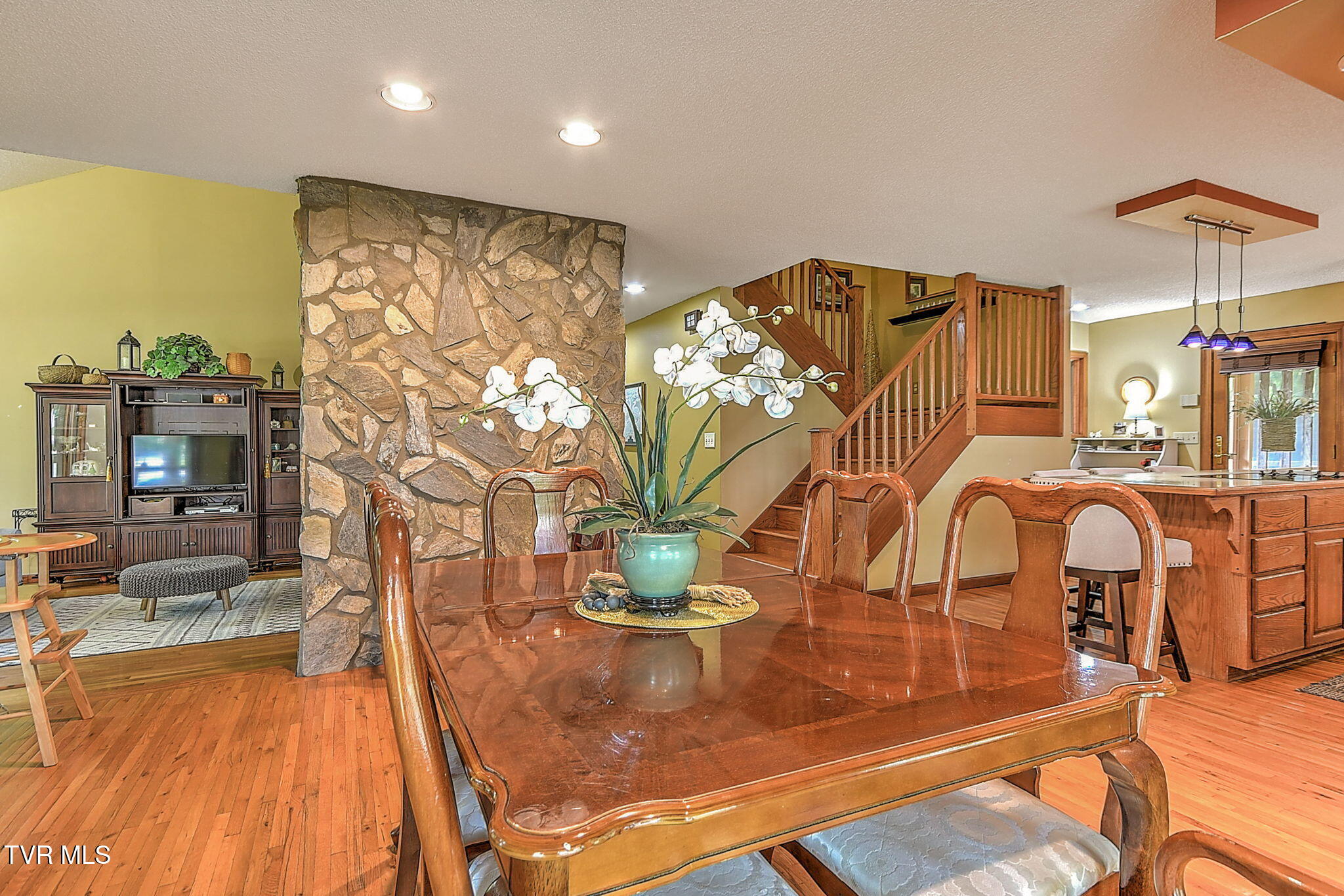 299 South Rufe Taylor Road Greeneville, TN 37745 - Photo 16 of 68 299 S Rufe Taylor Rd GL_-17