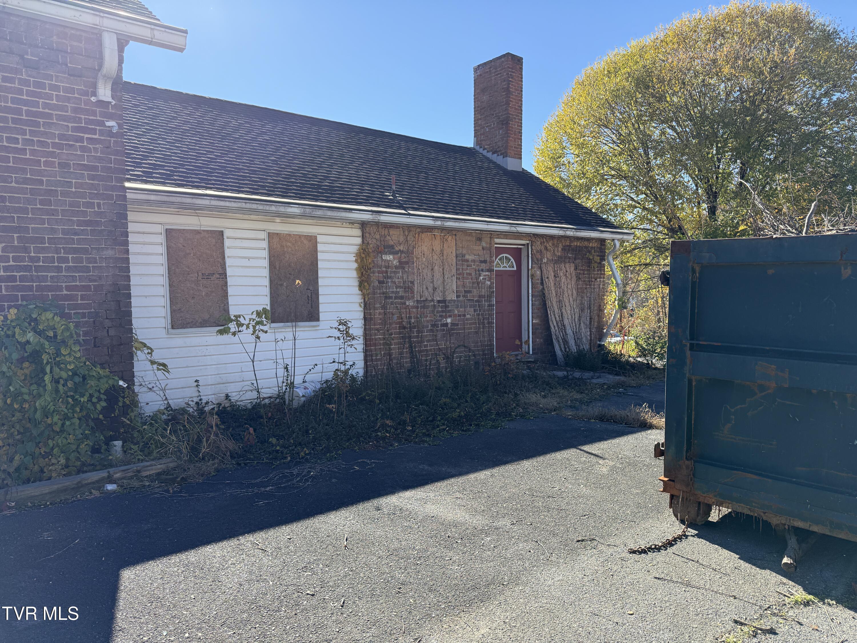 2812 McKinley Road Johnson City, TN 37604 - Photo 4 of 22 4