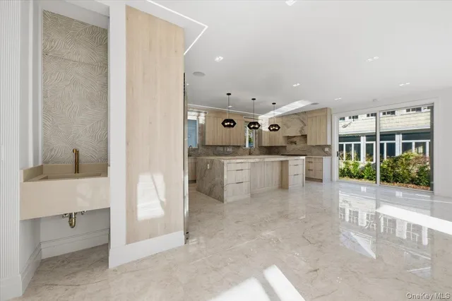 $2,595,000 | 132 Park Street, Woodmere, NY 11598