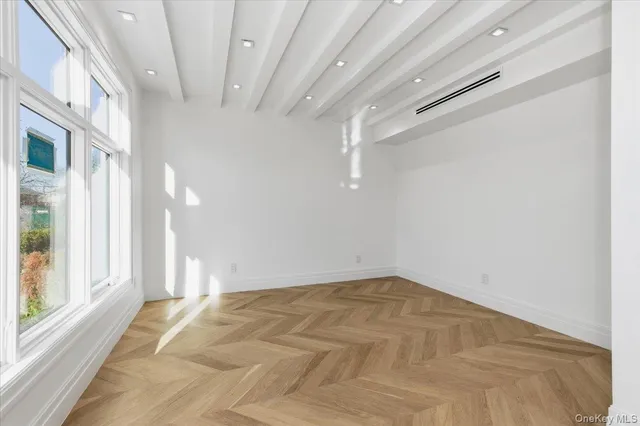 $2,595,000 | 132 Park Street, Woodmere, NY 11598