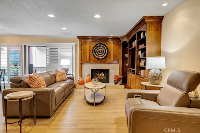 $774,000 | 6272 Riviera Circle, Long Beach, CA 90815