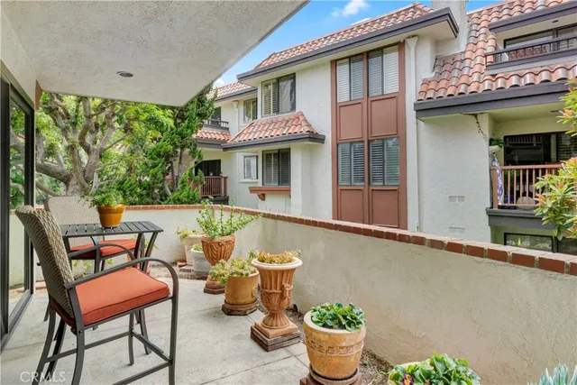 $774,000 | 6272 Riviera Circle, Long Beach, CA 90815