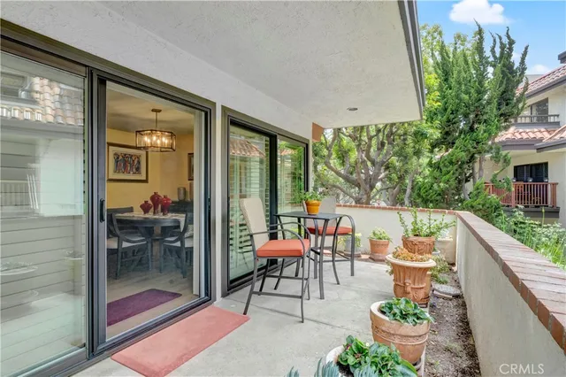 $774,000 | 6272 Riviera Circle, Long Beach, CA 90815