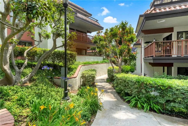 $774,000 | 6272 Riviera Circle, Long Beach, CA 90815