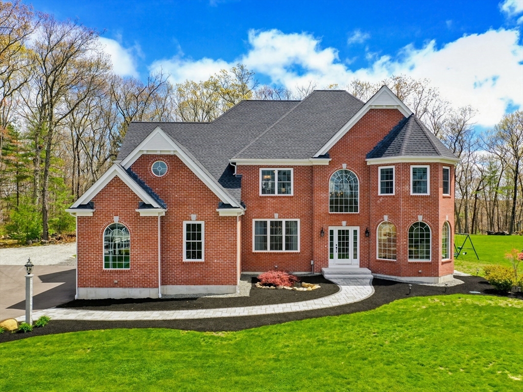 15 Ridge Road Wrentham, MA 02093 - Photo 1 of 42