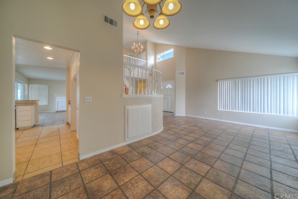 9373 Shamouti Drive Riverside, CA 92508 - Photo 13 of 72