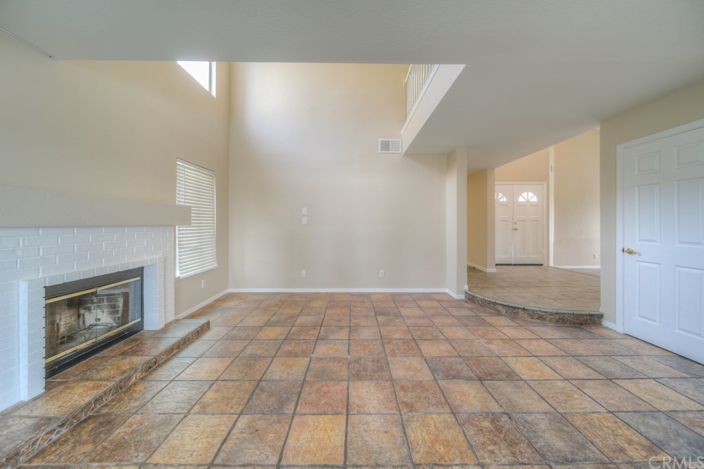9373 Shamouti Drive Riverside, CA 92508 - Photo 16 of 72