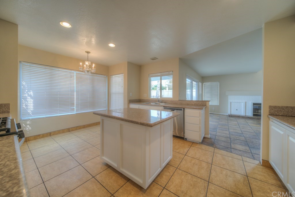 9373 Shamouti Drive Riverside, CA 92508 - Photo 20 of 72