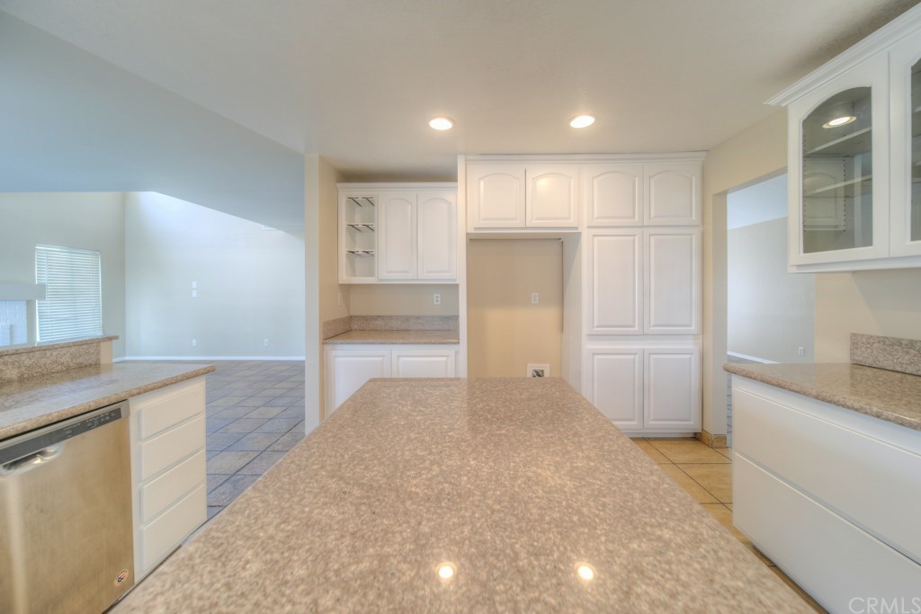 9373 Shamouti Drive Riverside, CA 92508 - Photo 26 of 72