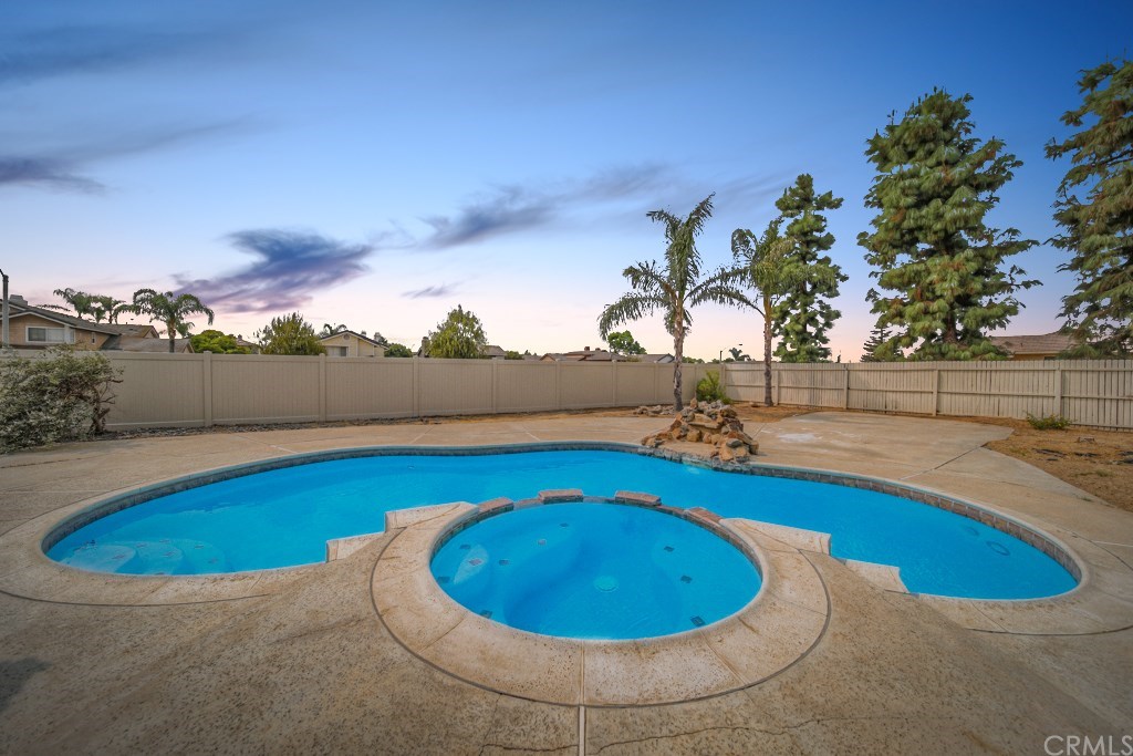 9373 Shamouti Drive Riverside, CA 92508 - Photo 5 of 72