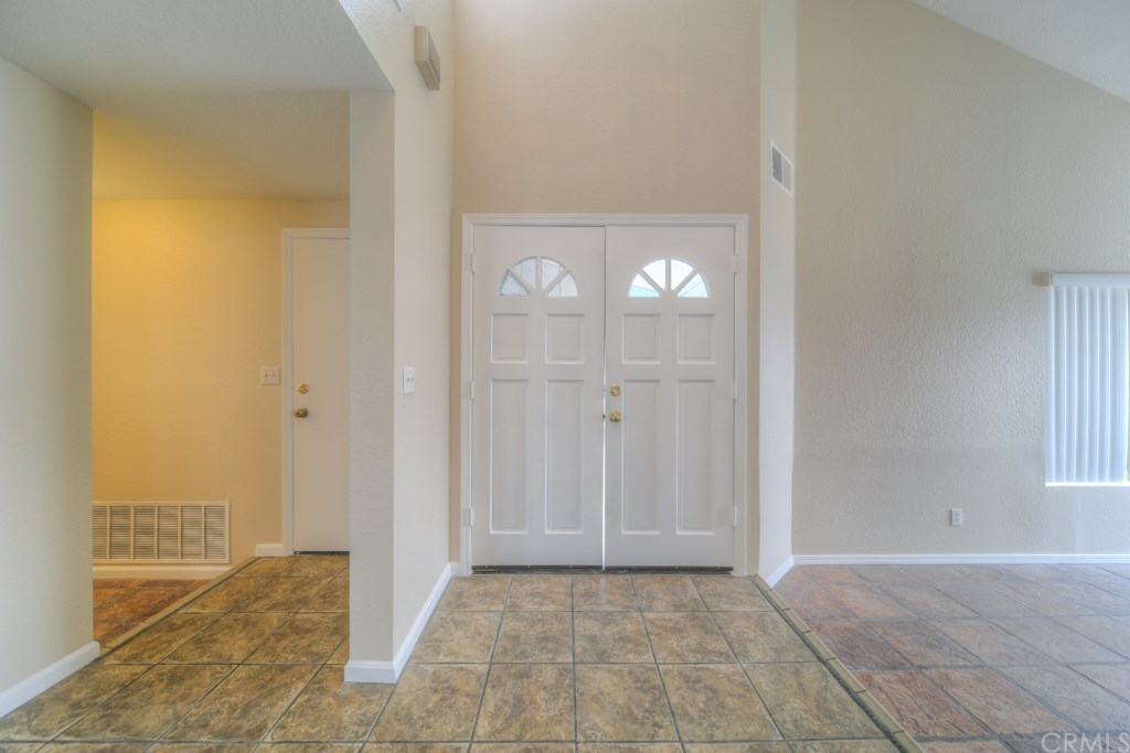9373 Shamouti Drive Riverside, CA 92508 - Photo 7 of 72