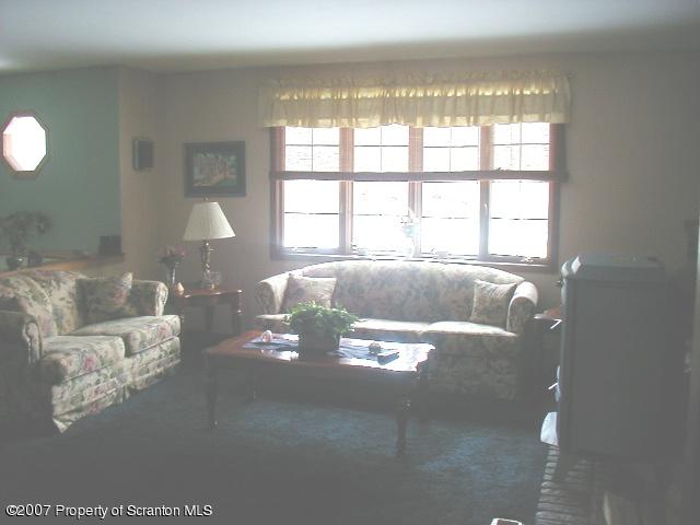 152 Ryan Hill Road Lake Ariel, PA 18436 - Photo 3 of 17 Gallery Image 3