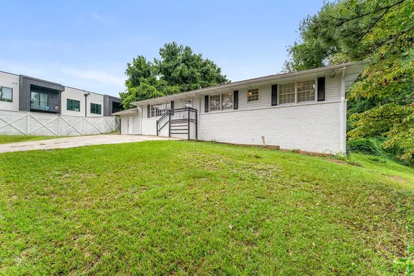 $3,500 | 1131 Custer Avenue Southeast, Atlanta, GA 30316