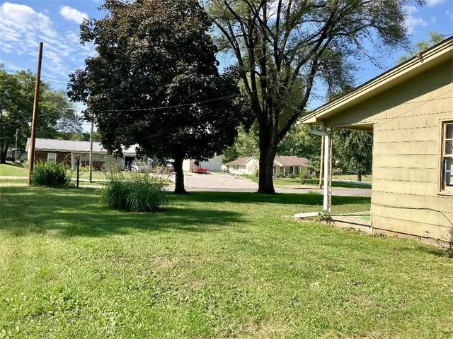 $129,900 | 506 North Co Road A, Braymer, MO 64624