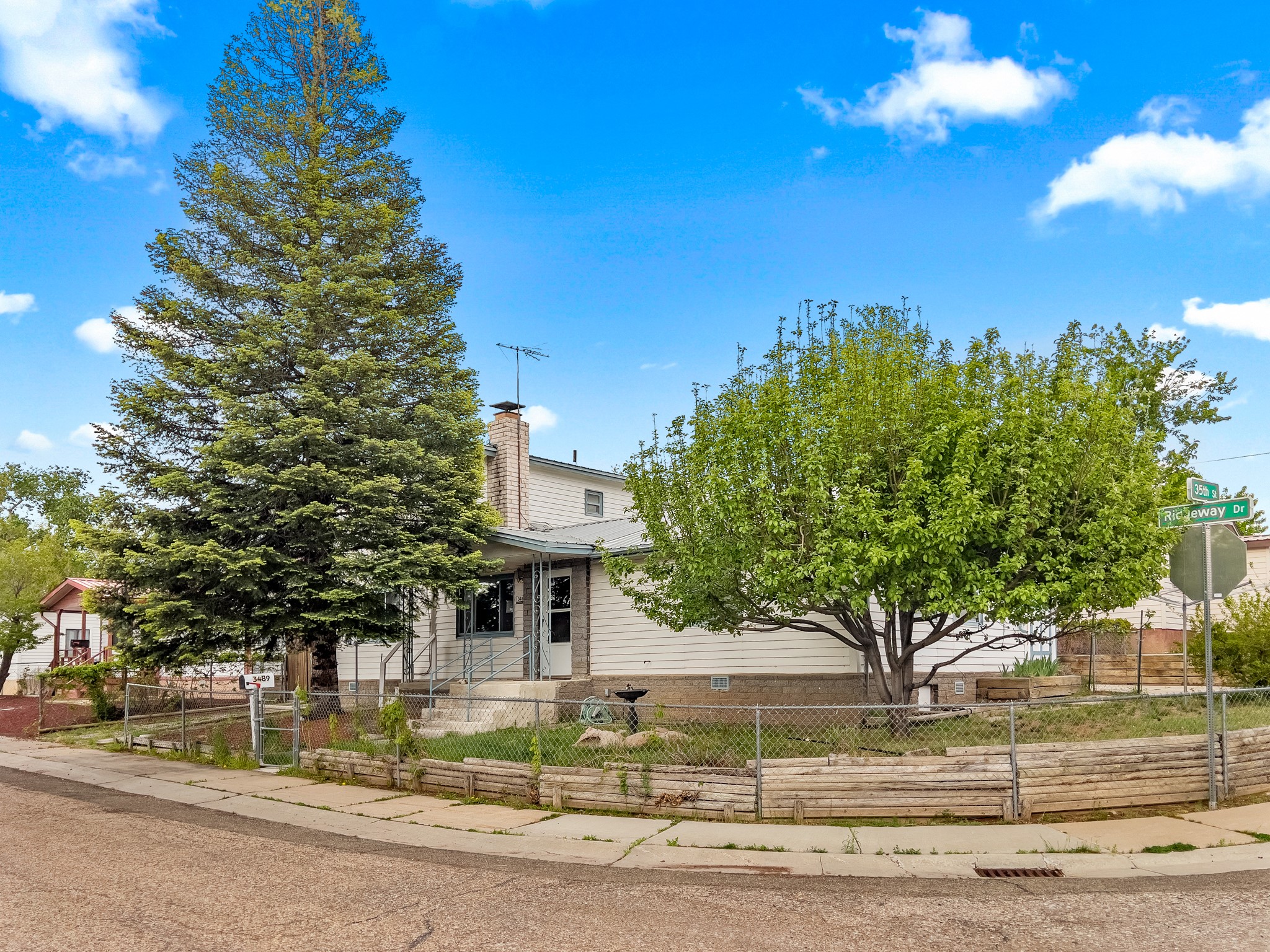 3489 Ridgeway Drive Los Alamos, NM 87544 - Photo 1 of 1