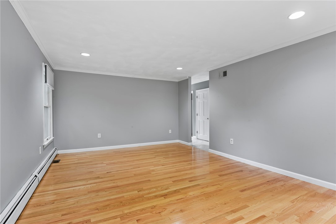 2360 Middle Road East Greenwich, RI 02818 - Photo 15 of 43
