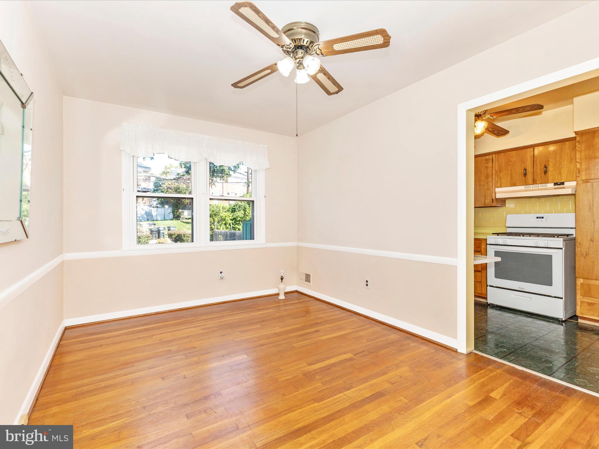 1662 Kirkwood Road Baltimore, MD 21207 - Photo 13 of 49 Dining Room