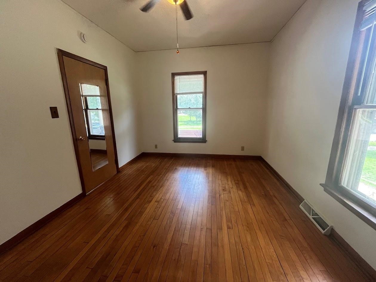 24 South 2nd Street Madison, WI 53704 - Photo 18 of 20
