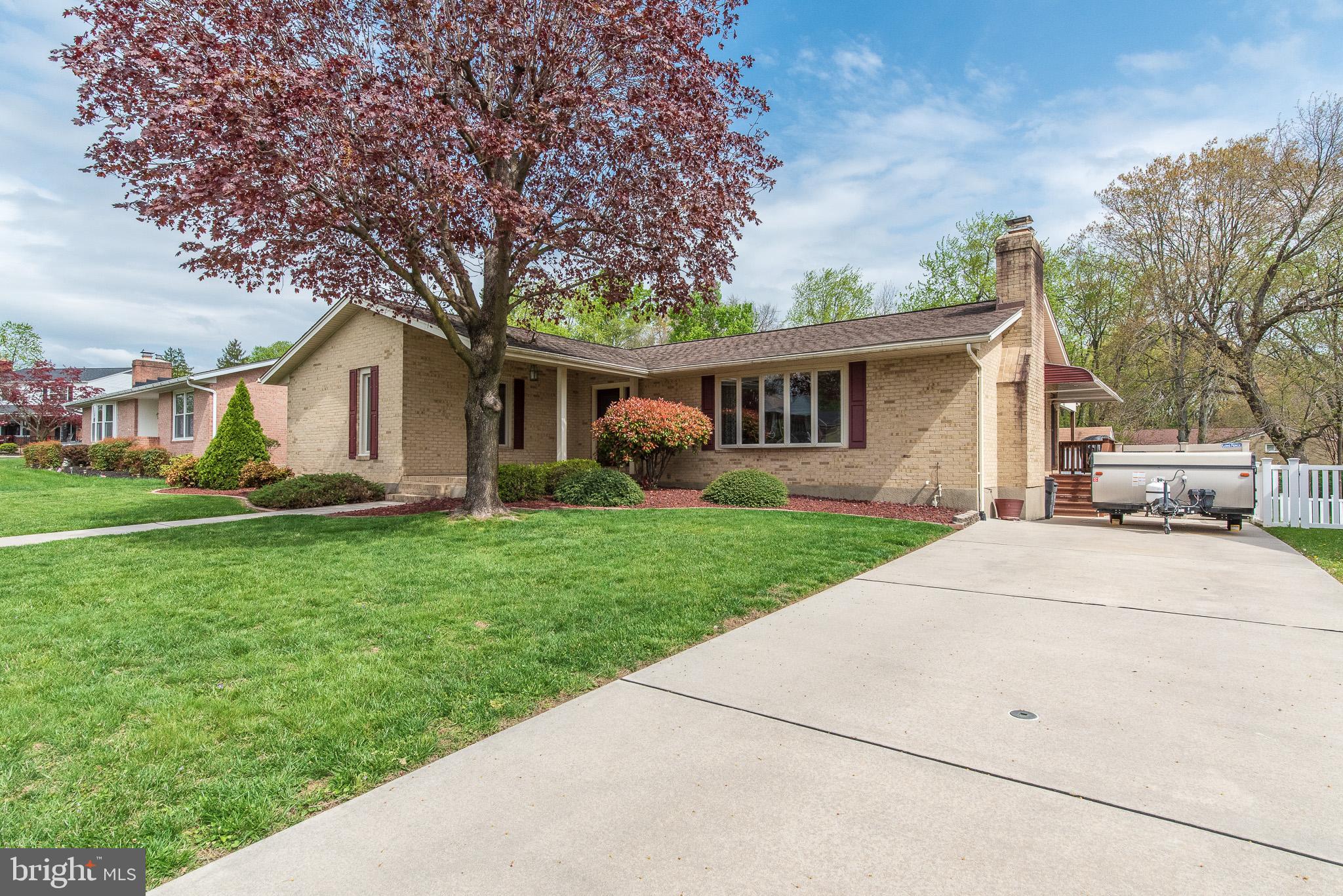 4310 Camellia Road Baltimore, MD 21236 - Photo 12 of 55 Spacious Private Driveway for Multi Vehicle Parkin
