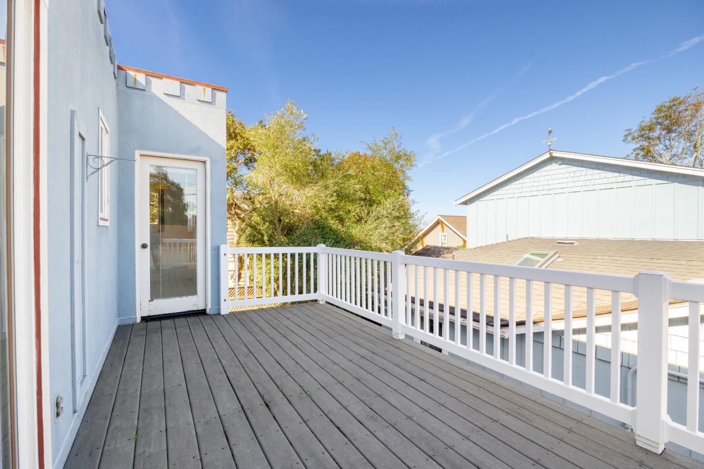 514 6th Street Pacific Grove, CA 93950 - Photo 23 of 35