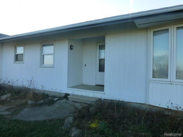 8725 Cade Road Brown City, MI 48416 - Photo 11 of 41 P1020685.JPG