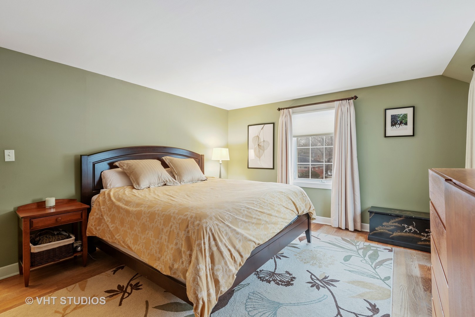 734 Beaver Road Glenview, IL 60025 - Photo 14 of 26 a bedroom with a bed and a window