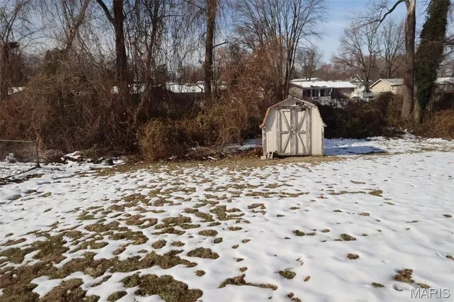 $1,400 | 835 Cole Boulevard, St. Charles, MO 63301