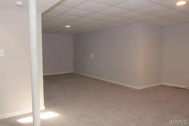 $1,400 | 835 Cole Boulevard, St. Charles, MO 63301