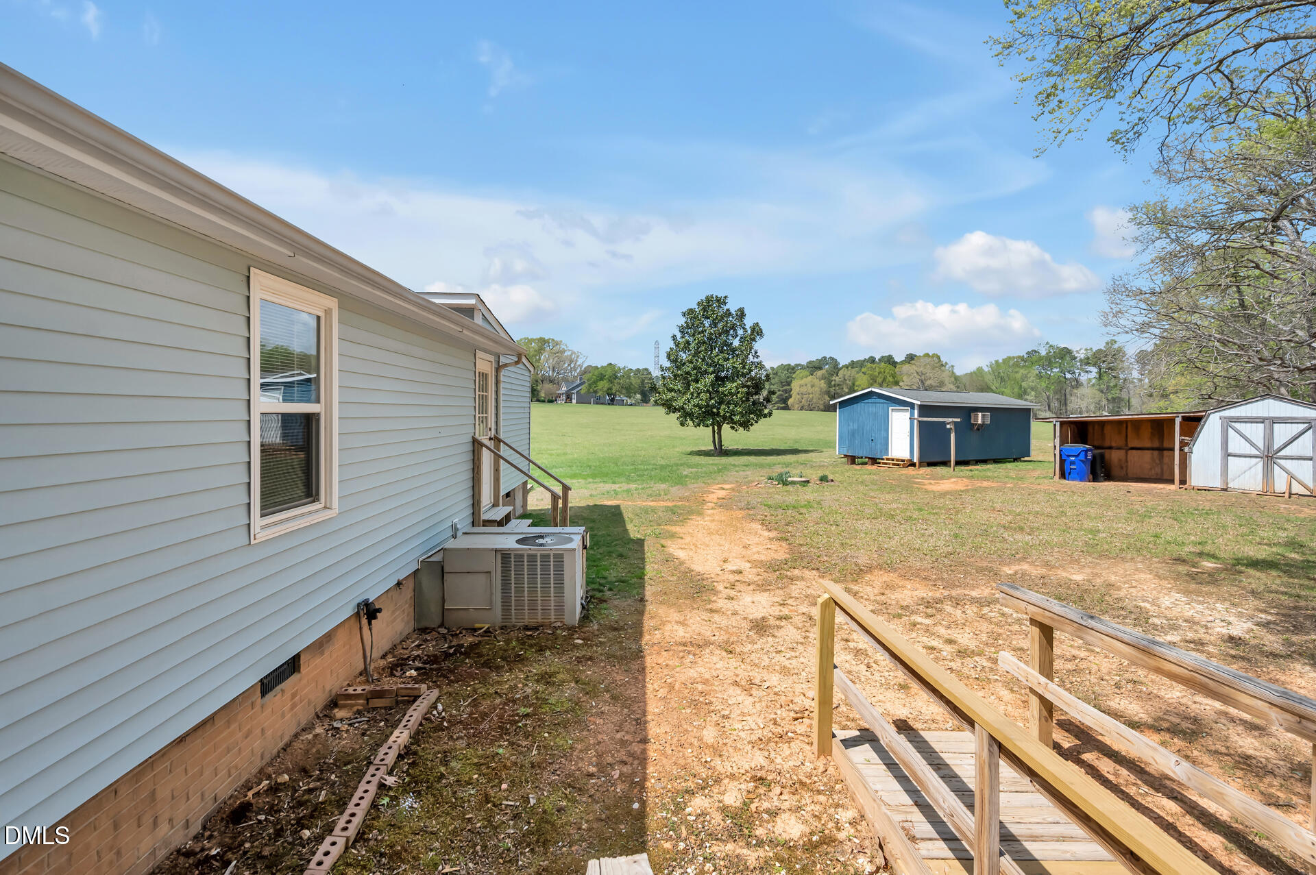 6026 Willet Road Durham, NC 27705 - Photo 19 of 21 FAR_1955