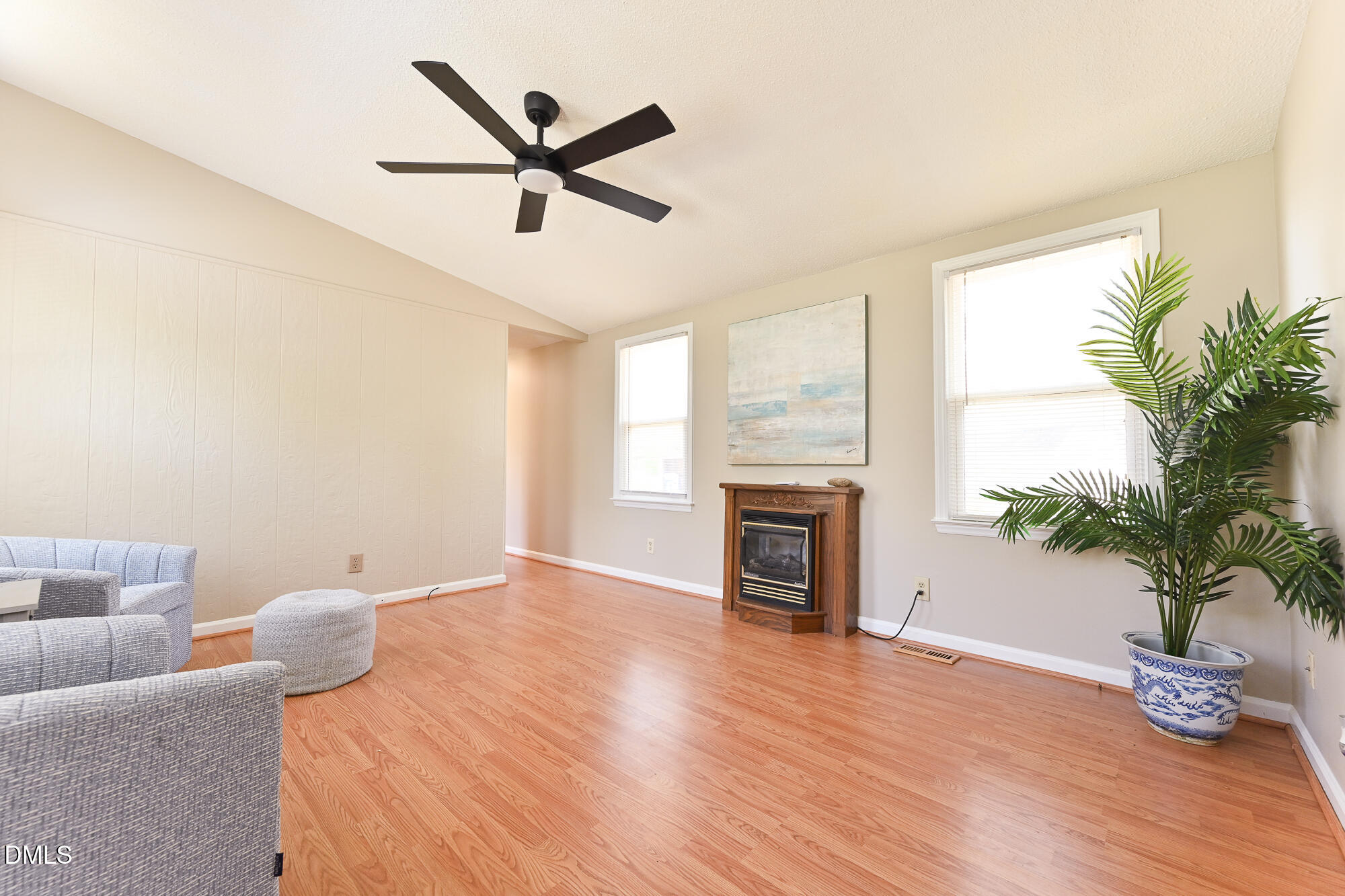 6026 Willet Road Durham, NC 27705 - Photo 4 of 21 willet w-5