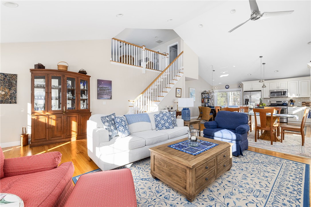 109 Fox Hollow Road North Kingstown, RI 02852 - Photo 16 of 47