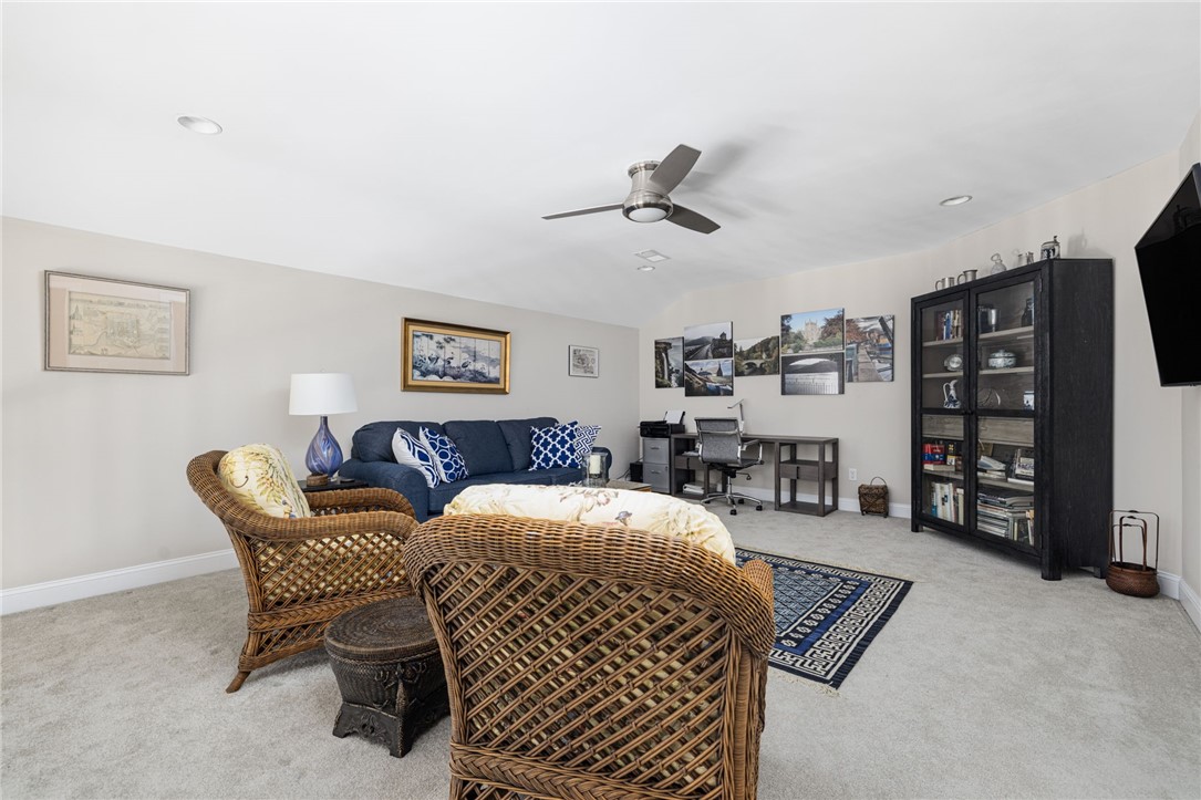 109 Fox Hollow Road North Kingstown, RI 02852 - Photo 42 of 47