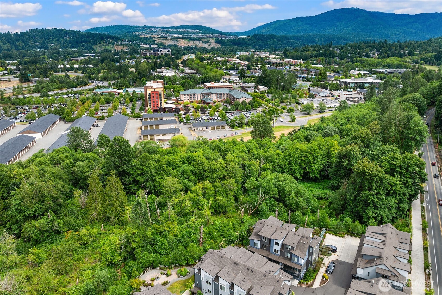 1910 Riva Lane Northwest Issaquah, WA 98027 - Photo 29 of 31 a view of a city
