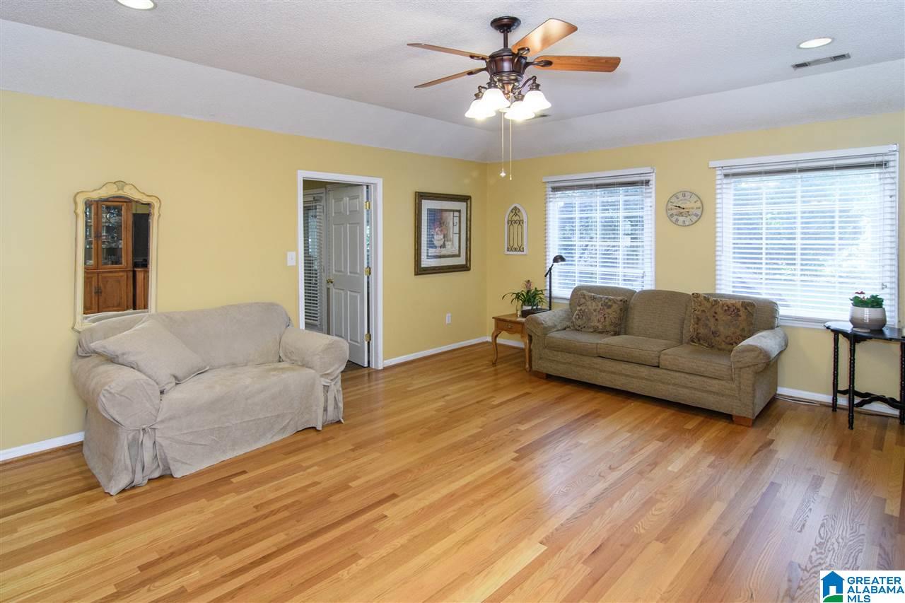 865 Springmeadow Drive Gardendale, AL 35071 - Photo 13 of 47